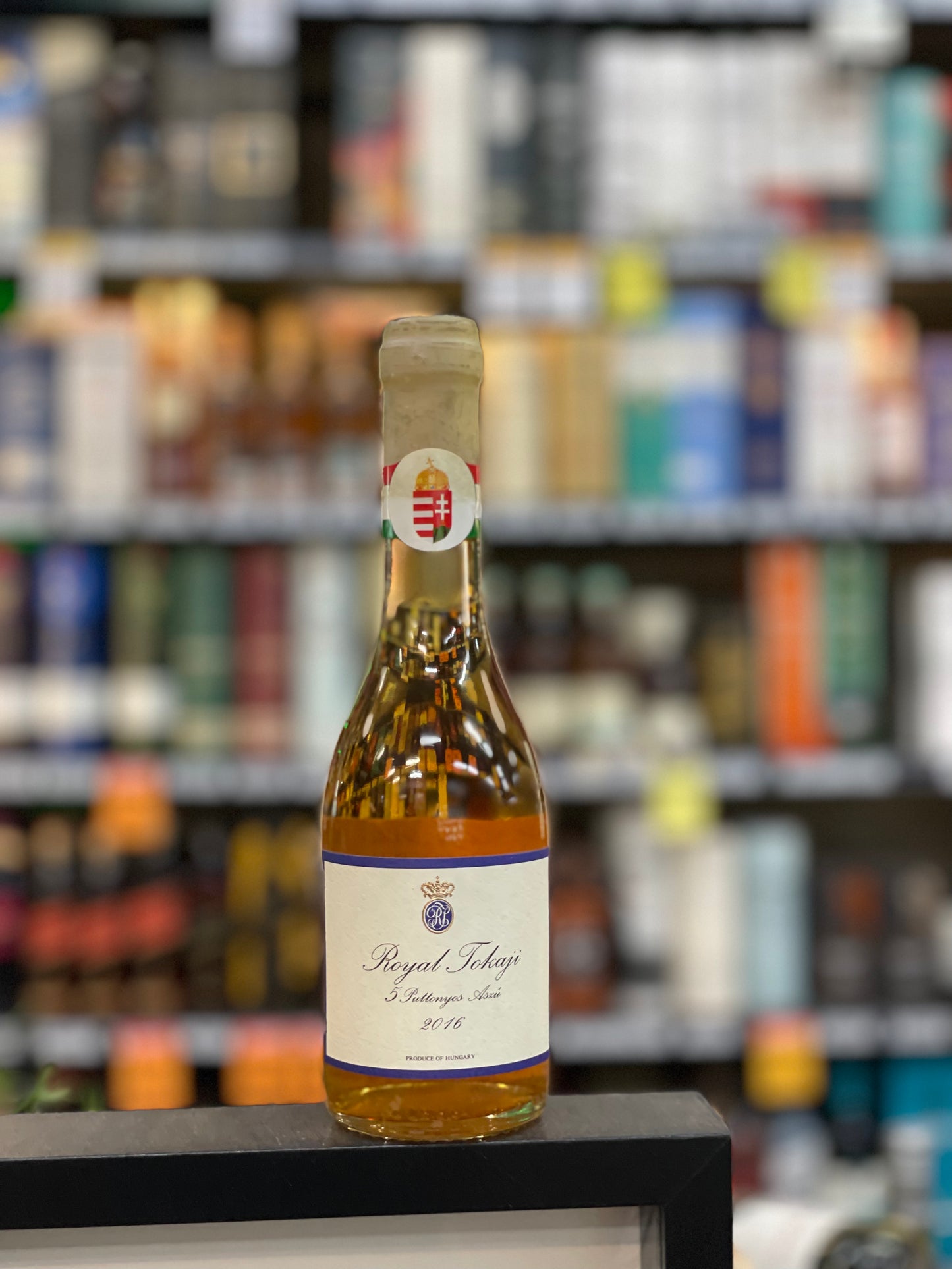 The Royal Tokaji Wine Company Blue Label Aszú 5 Putto 2016 (250ml)