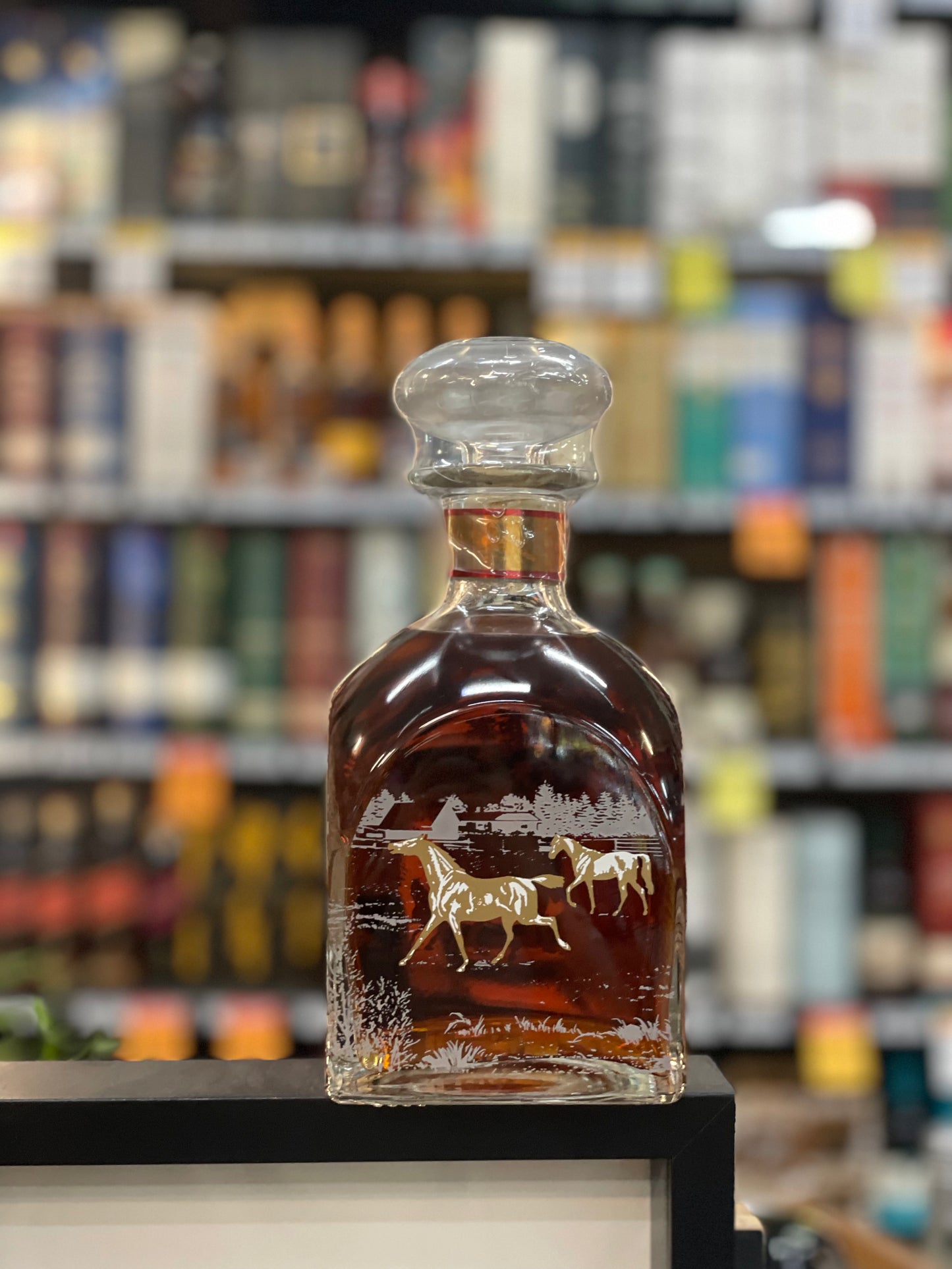 Rock Hill Farms Single Barrel Bourbon 2024 + Traveller Whiskey Bundle