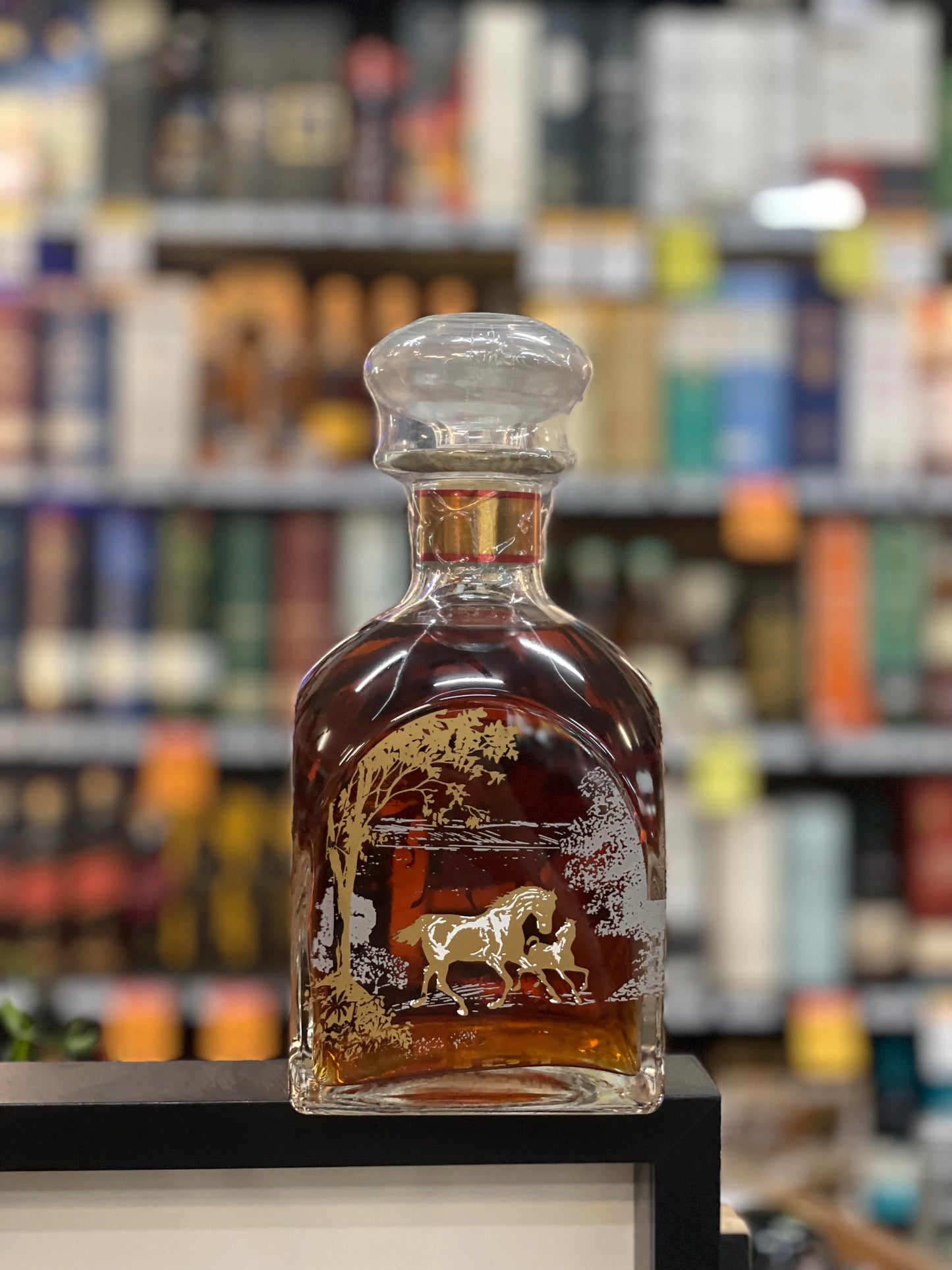 Rock Hill Farms Single Barrel Bourbon 2024 + Traveller Whiskey Bundle