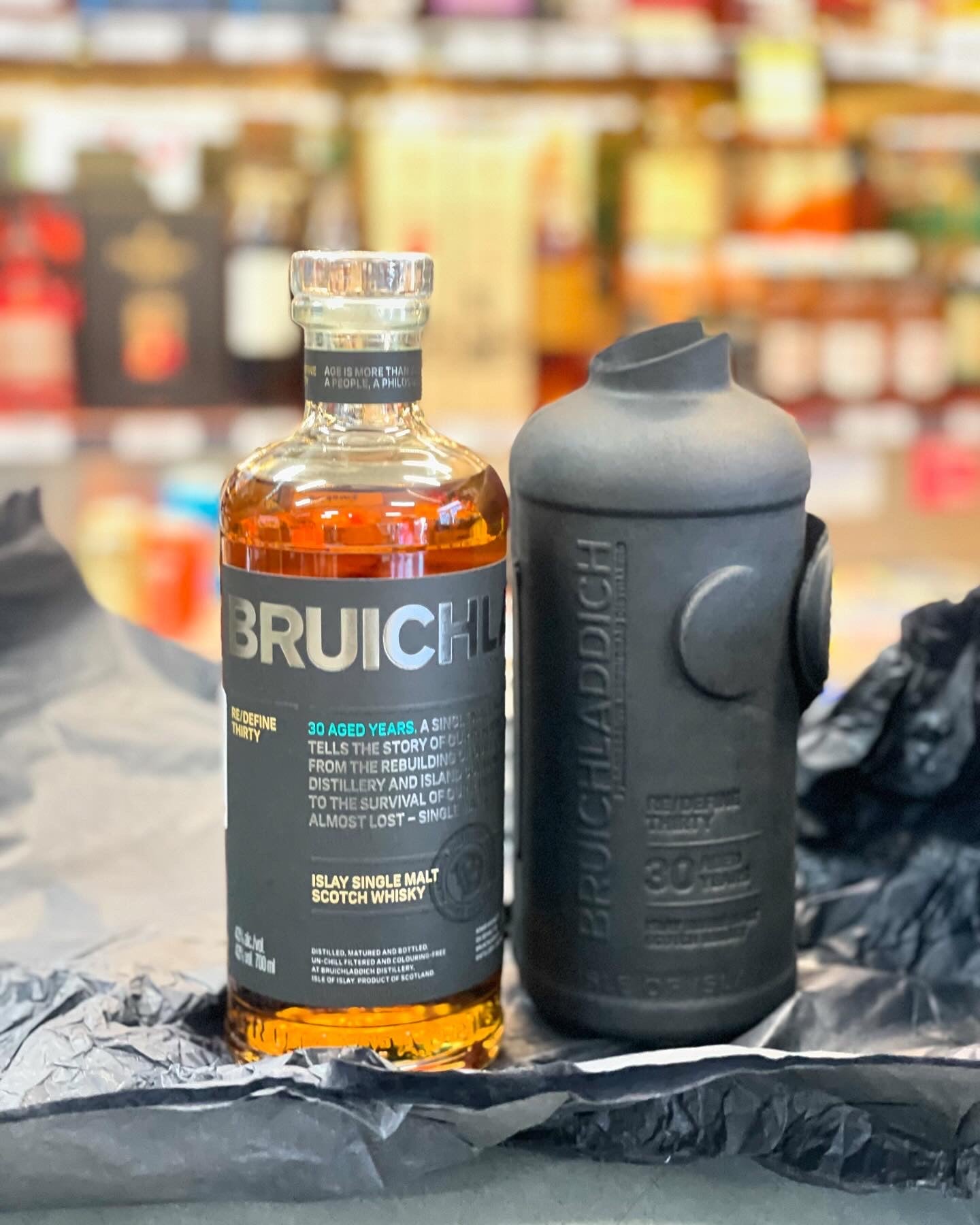 Bruichladdich 30 Years Old Whisky (700ml)