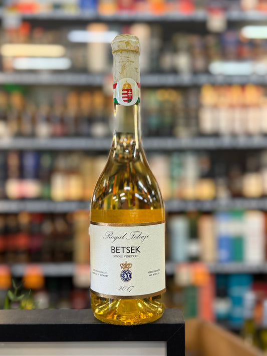 Royal Tokaji Betsek 1st Growth 6 Puttonyos Aszu 2017 (500ml)