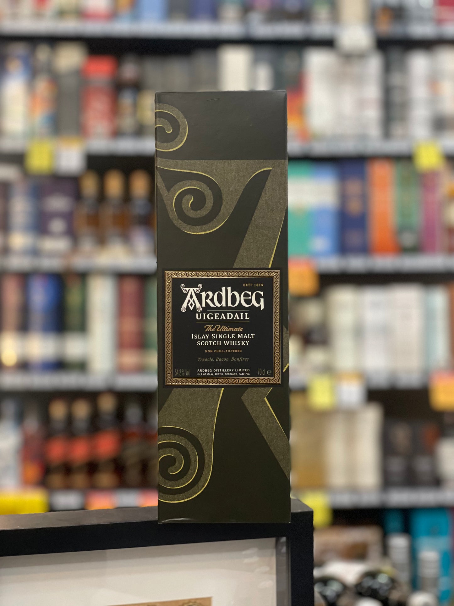 ARDBEG UIGEDAIL Single Malt Scotch Whisky (700ml)