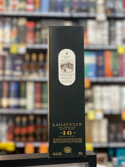 Lagavulin 16yo Single Malt Scotch Whisky (700ml)