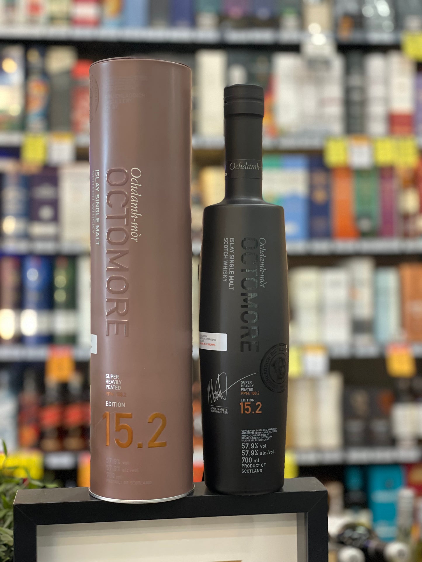 Bruichladdich Octomore 15.2 Single Malt Whisky (700ml)