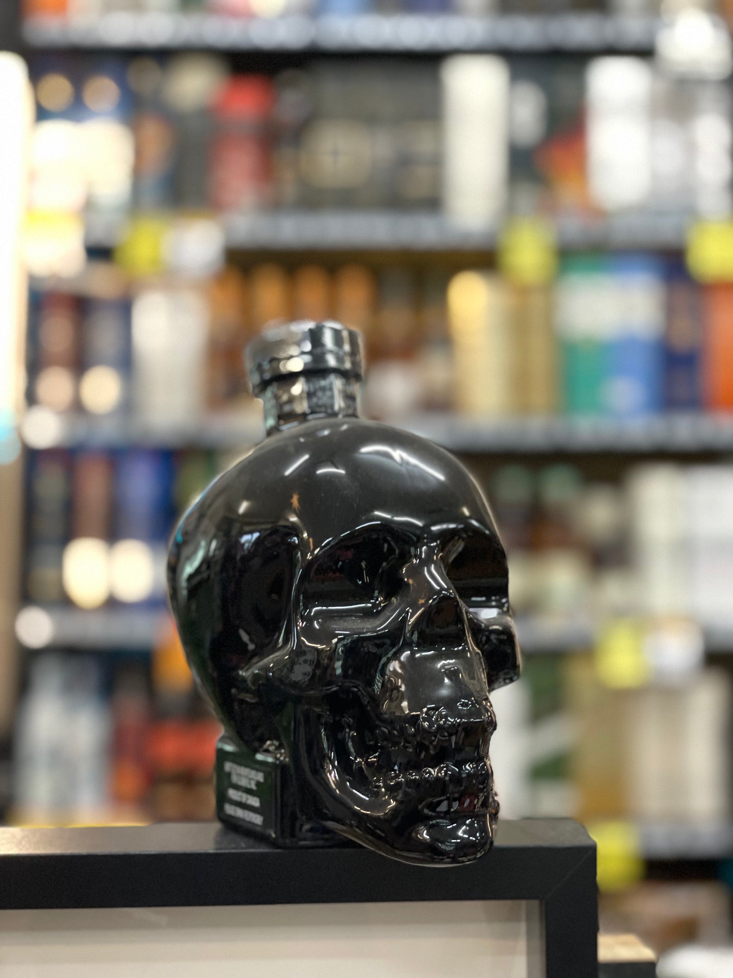 Crystal Head Onyx Edition Vodka (700ml)