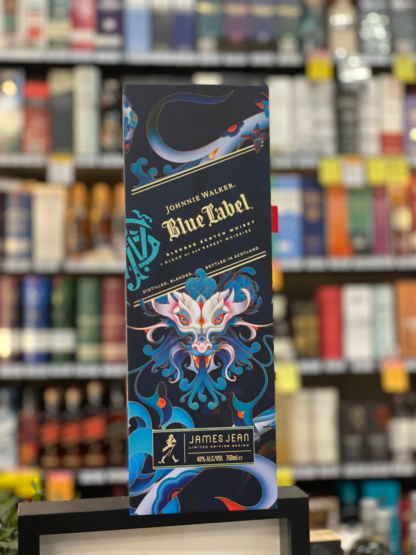 Johnnie Walker Blue Label CNY Year of Dragon (750ml)