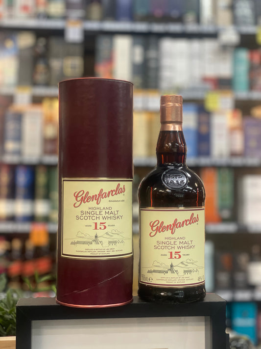 Glenfarclas Single Malt Whisky 15yo (700ml)