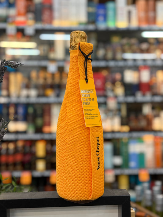 Veuve Clicquot Champagne Ice Jacket Limited Edition (750ml)