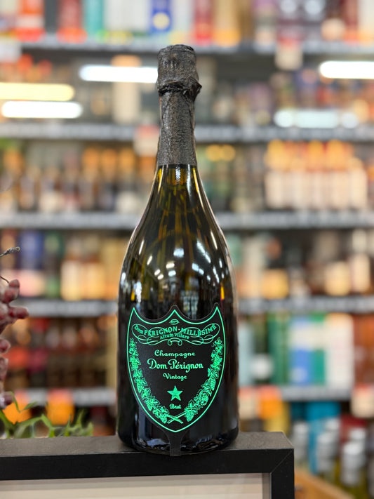 Dom Pérignon Brut Vintage 2013 Luminous Edition (750ml)